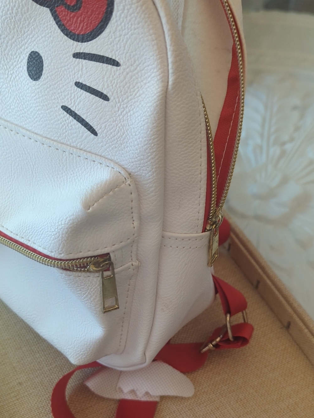 Hello Kitty Cream Mini Backpack - Picture 6 of 10